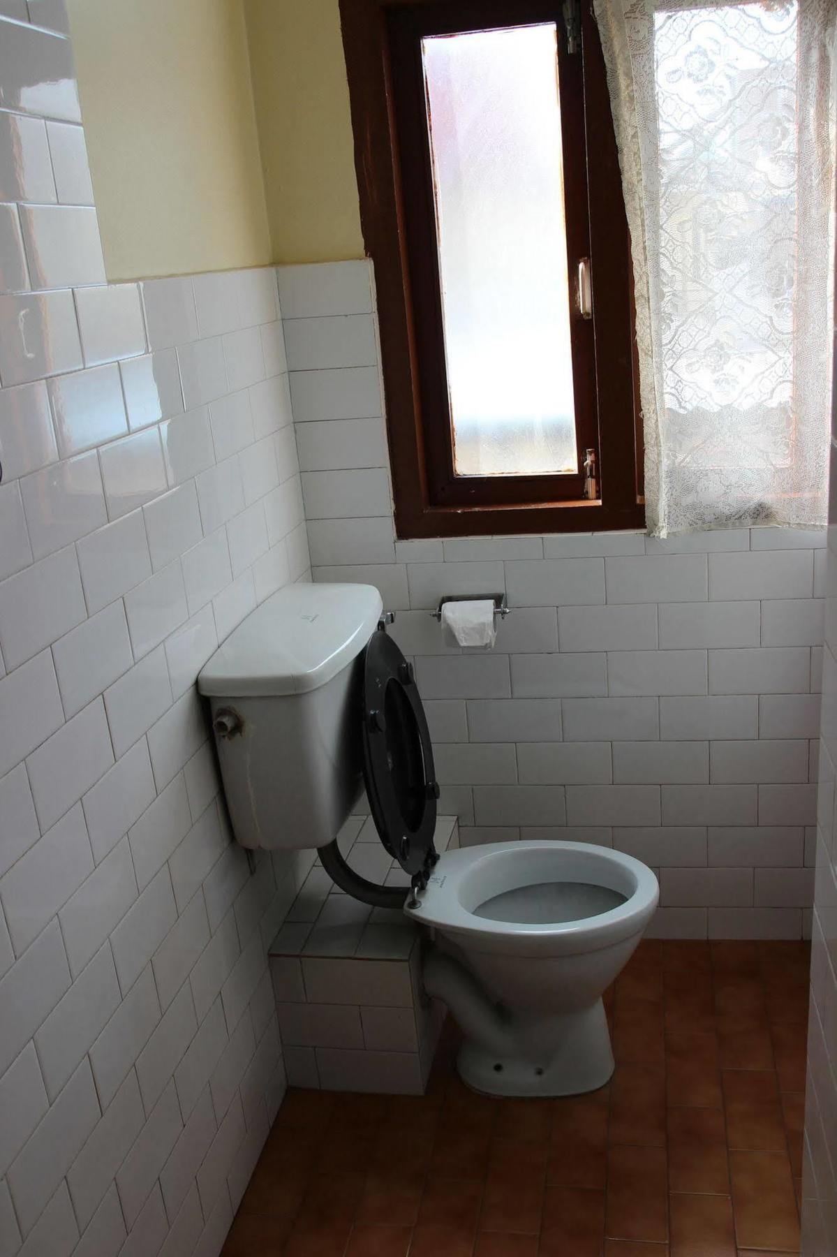 Shree Tibet Family Guest House Катманду Екстер'єр фото