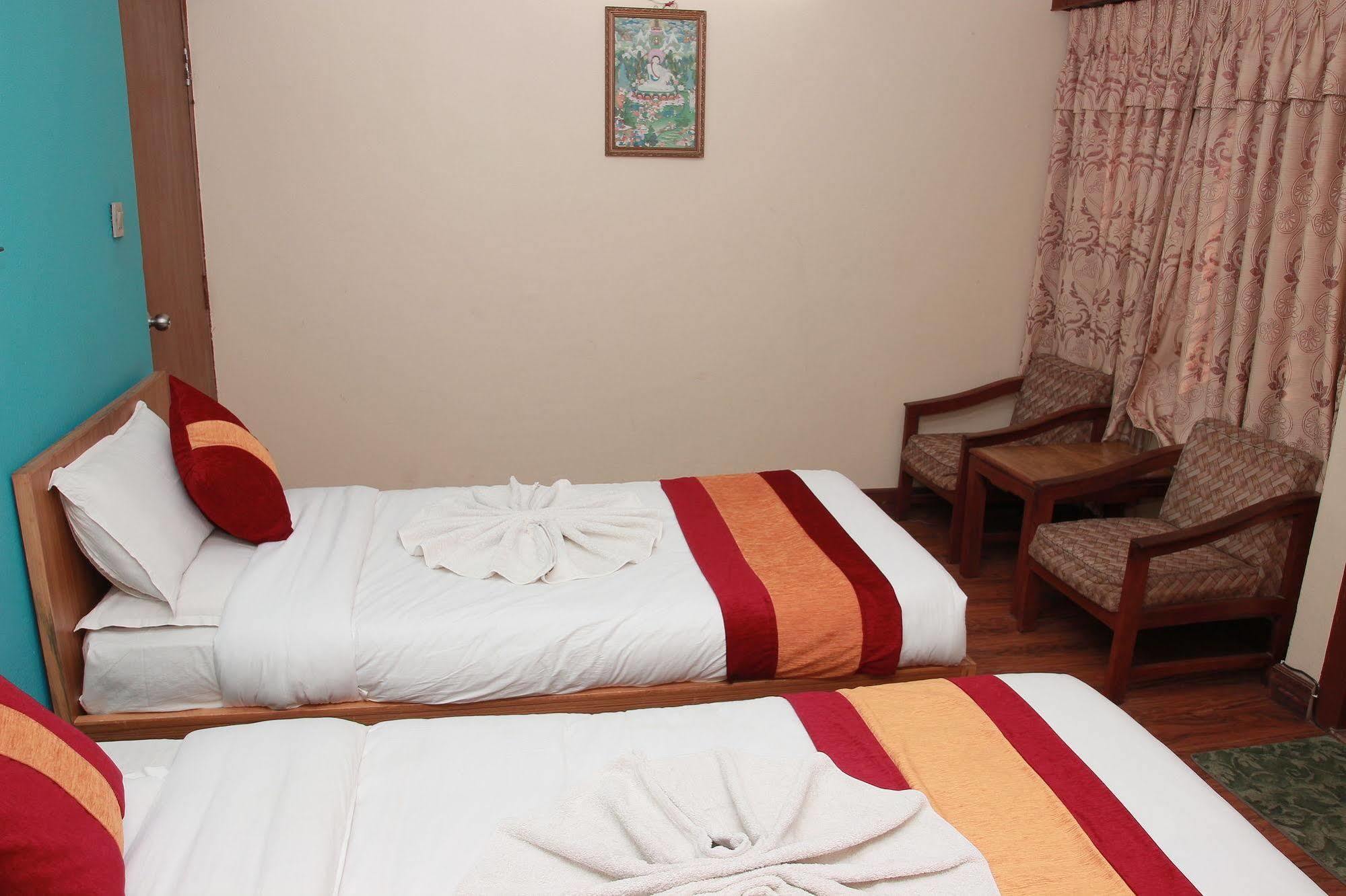 Shree Tibet Family Guest House Катманду Екстер'єр фото