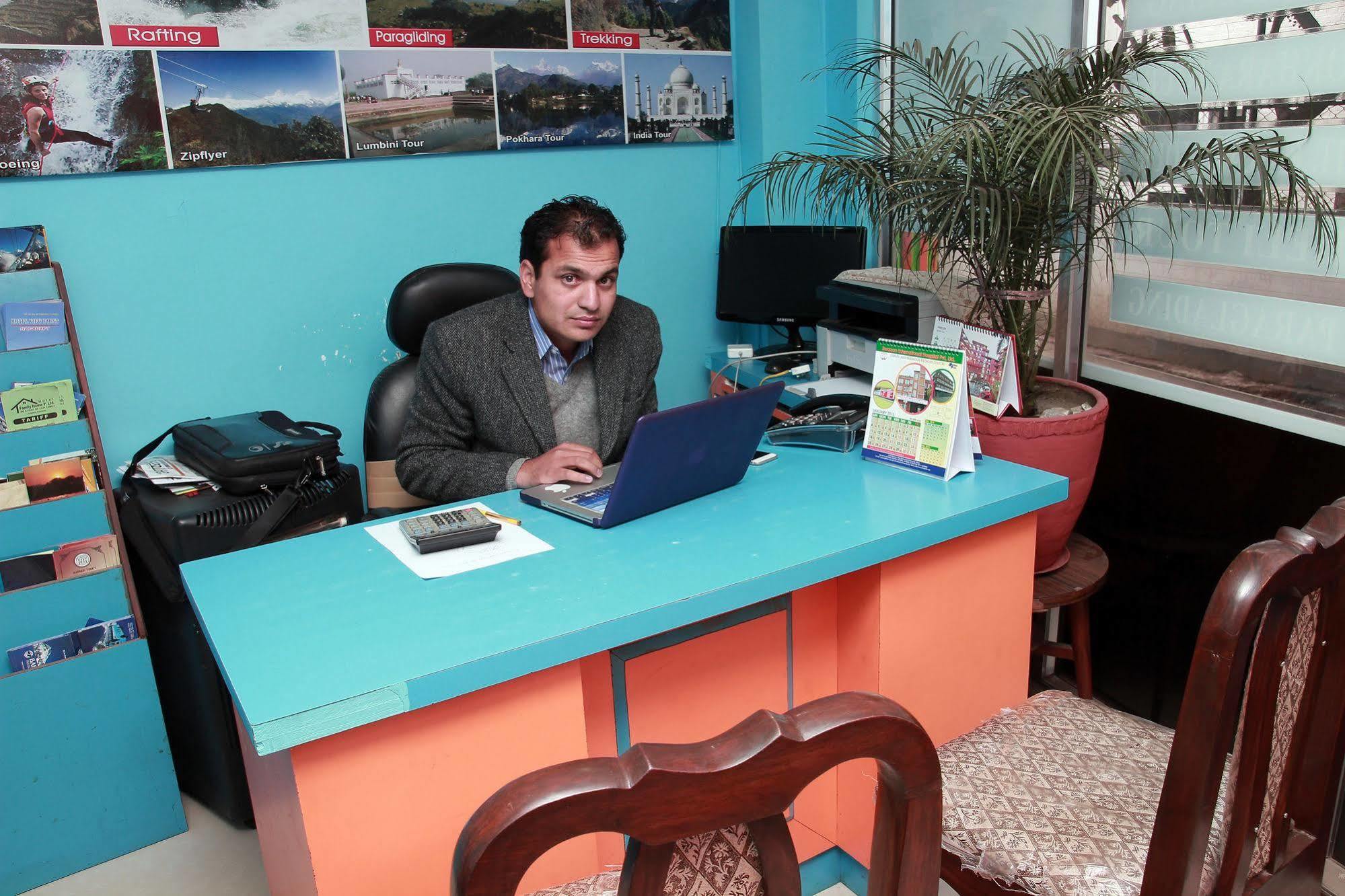 Shree Tibet Family Guest House Катманду Екстер'єр фото